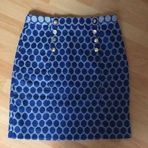 Urban Native skirt in royal blue, lined, rayon blend 30 in waist 40 hips 20 lgth